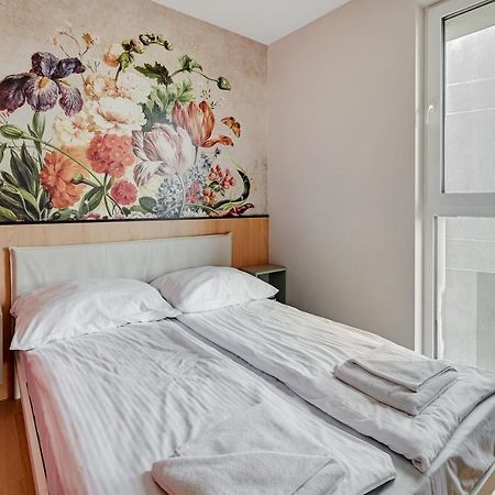 Luxury Aura 40 - 2 By Grand Apartments Гданск Екстериор снимка
